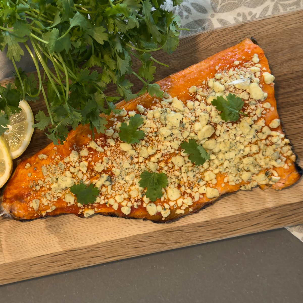 Srirachalohi aurajuustolla
